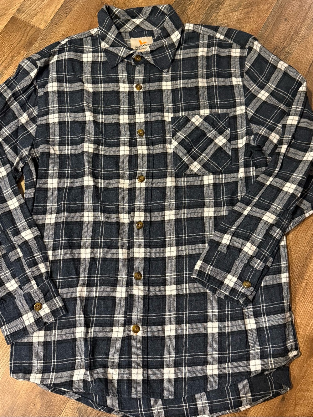 Field & Stream Navy and White Plaid Button-Down Shirt